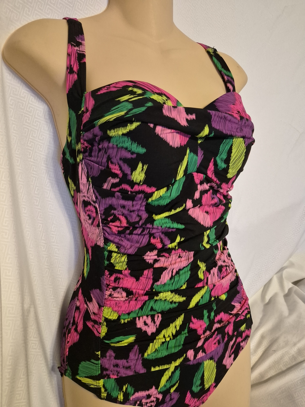 Nwot Betsey Johnson Sz Small Floral 1 Pc Swimsuit Hot Pink Flowers Padded Bra